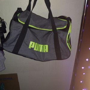 Small PUMA duffle